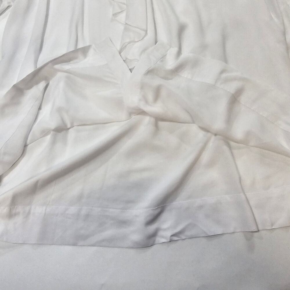 Tularosa Adelynn Tunic Top in White XL - Picture 7 of 12